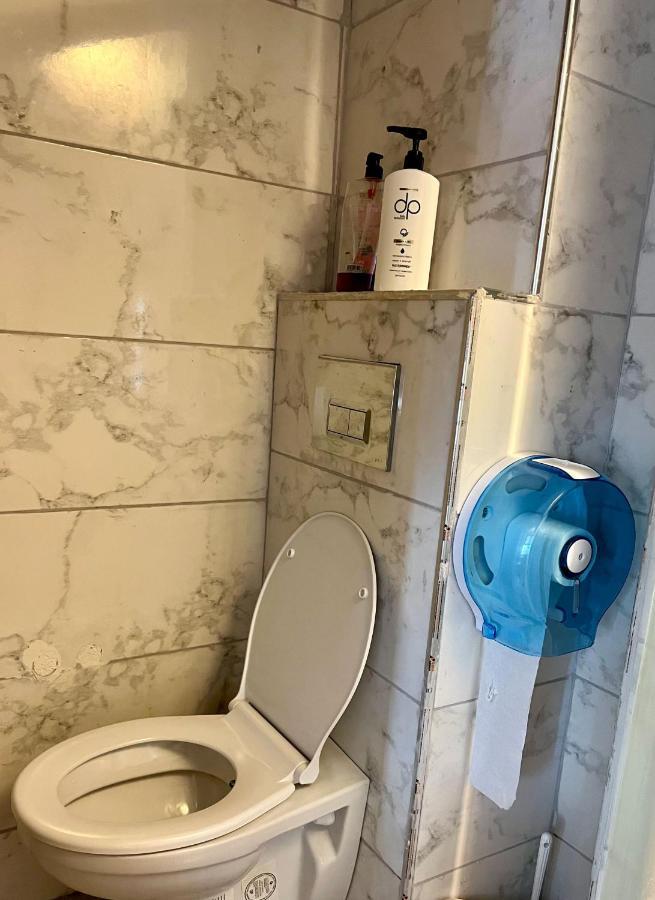 Gaia Art Hostel Hotel Istanbul Bagian luar foto
