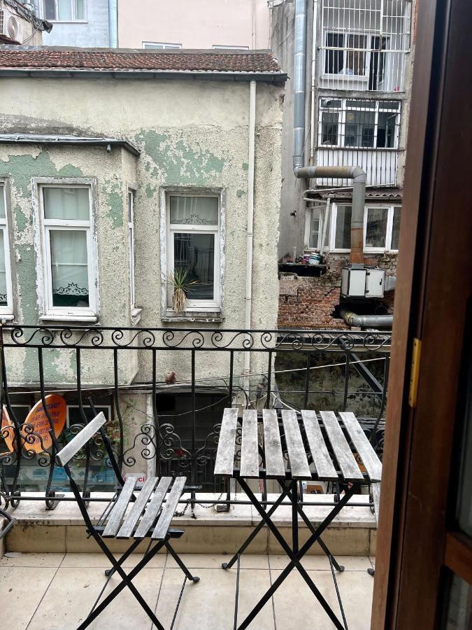 Gaia Art Hostel Hotel Istanbul Bagian luar foto