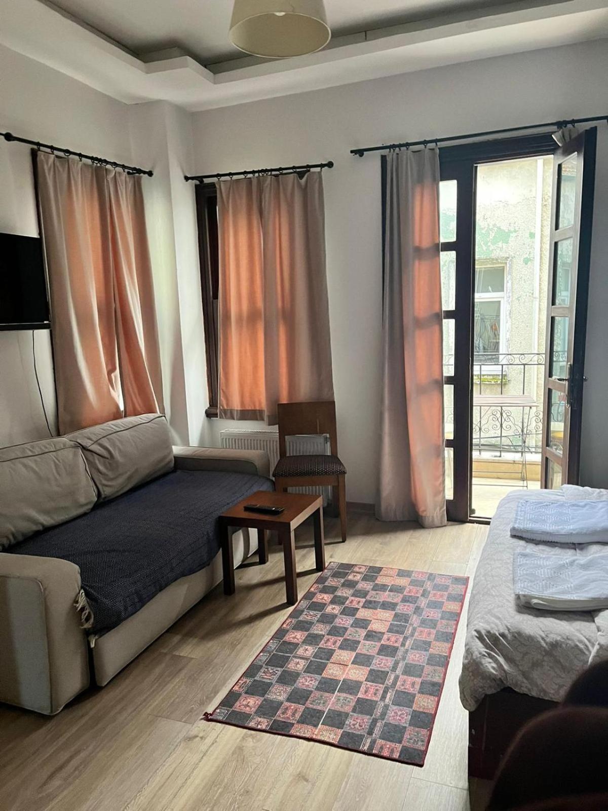Gaia Art Hostel Hotel Istanbul Bagian luar foto